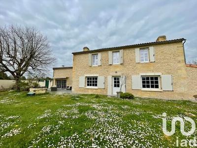 Maison - 250 m² - 9 pièces