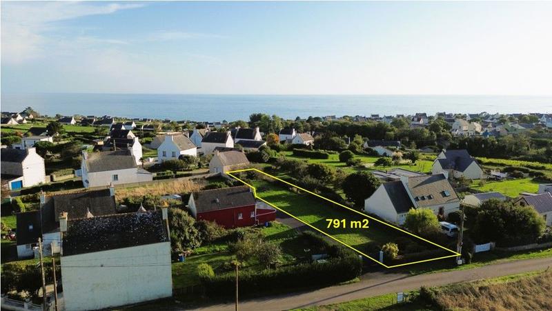 Terrain constructible - 791 m²