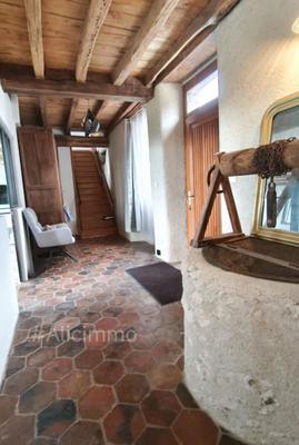 Maison - 263 m² - 8 pièces