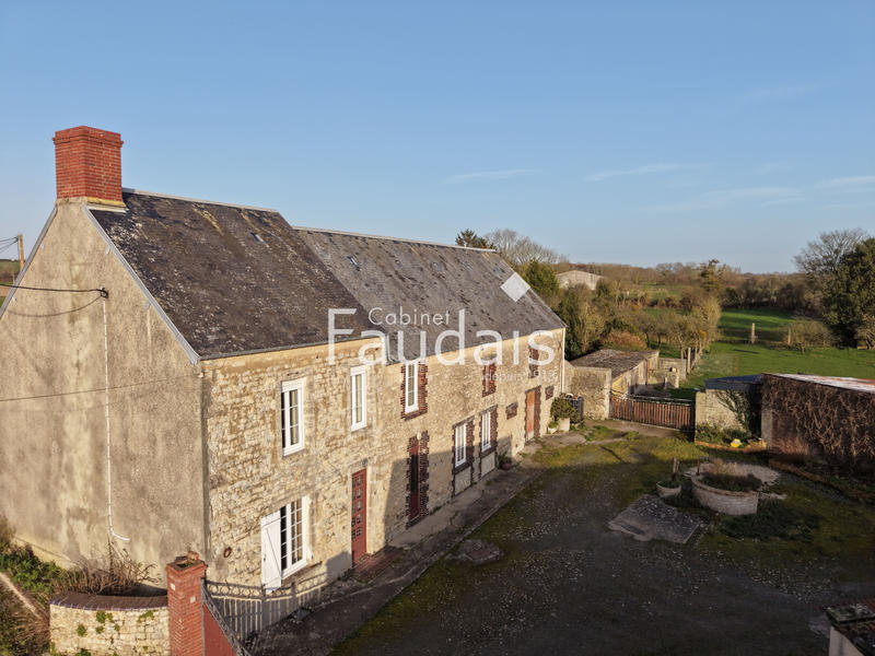 Maison - 135 m² - 5 pièces