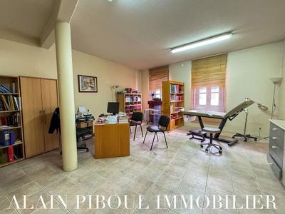 Local commercial - 65 m² - 3 pièces