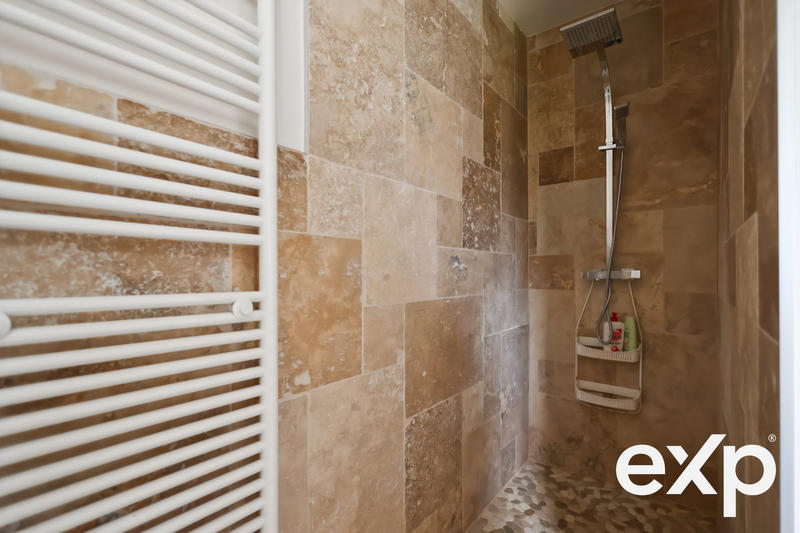 Maison contemporaine - 139 m² - 6 pièces