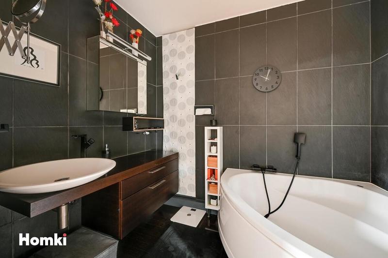 Appartement - 96 m² - 4 pièces