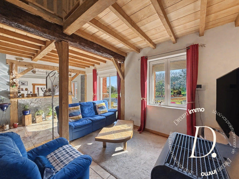 Maison - 291 m² - 10 pièces