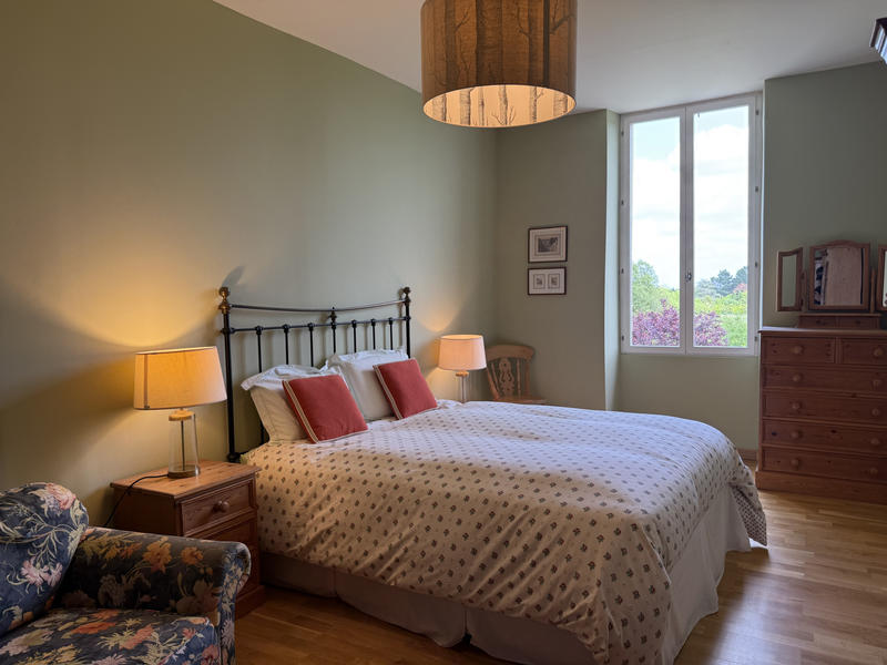 Maison - 262 m² - 9 pièces