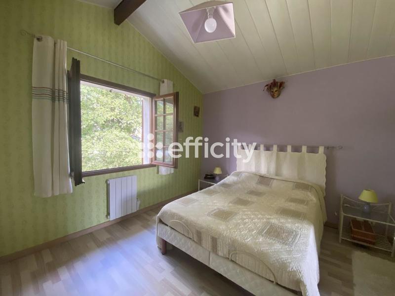 Maison - 140 m² - 6 pièces