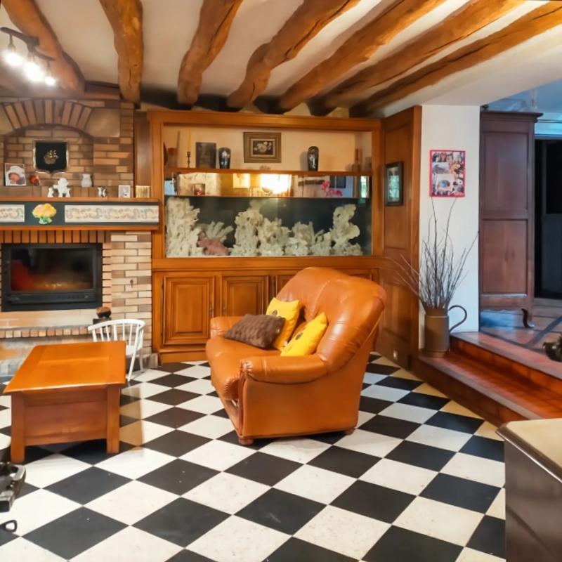 Maison - 211 m² - 7 pièces