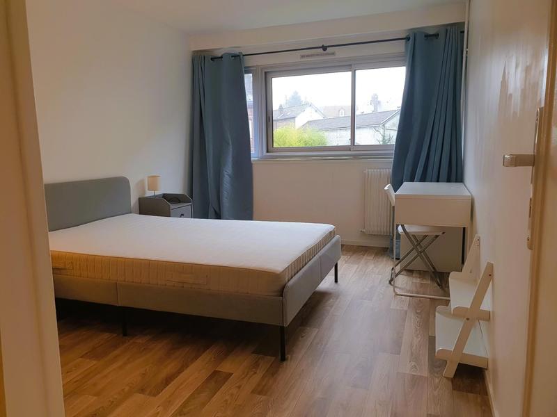 Appartement - 84 m² - 4 pièces