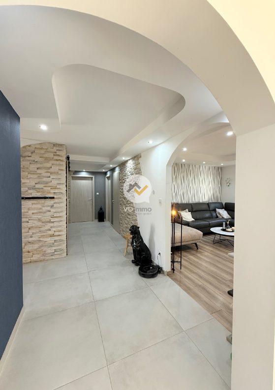 Maison contemporaine - 186 m² - 7 pièces