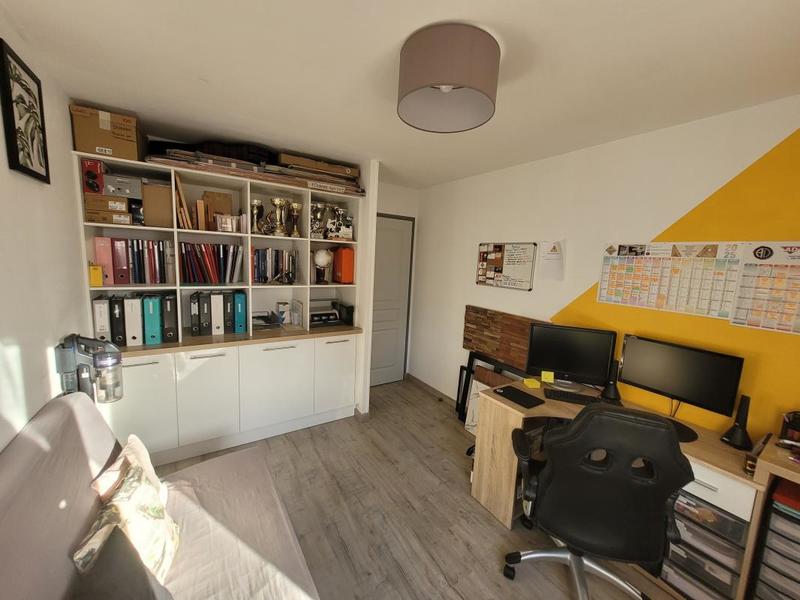 Maison - 86 m² - 4 pièces