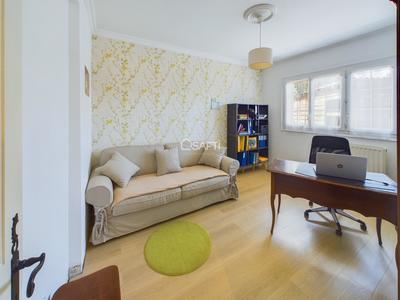 Maison - 172 m² - 5 pièces