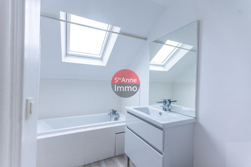 Maison - 197 m² - 7 pièces