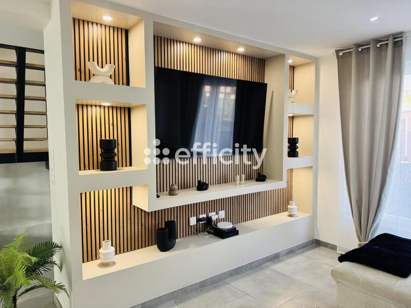 Maison - 104 m² - 6 pièces