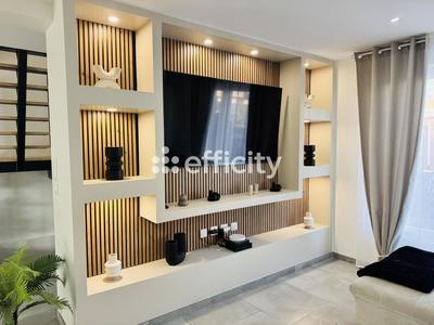 Maison - 104 m² - 6 pièces