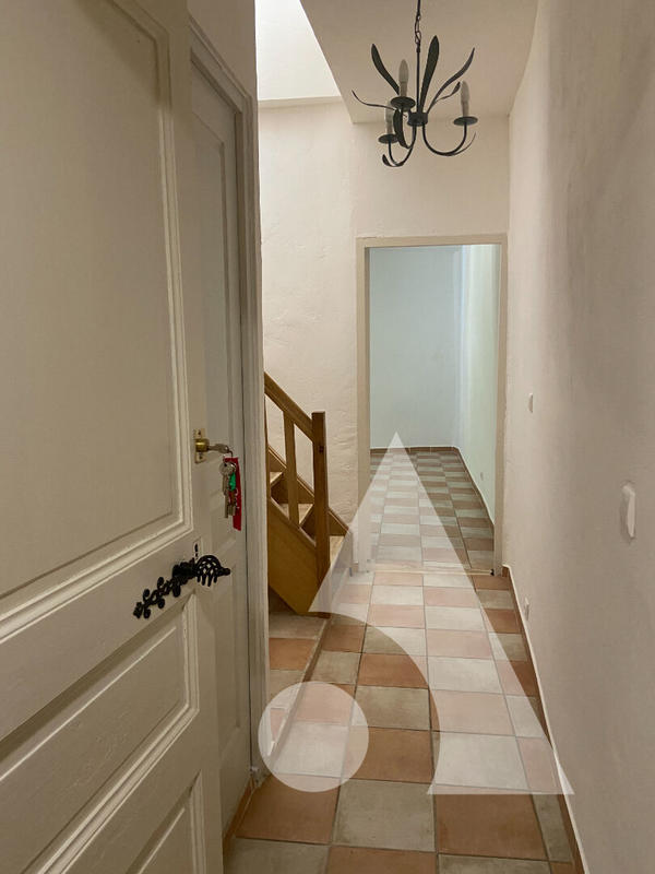 Appartement - 120 m² - 5 pièces