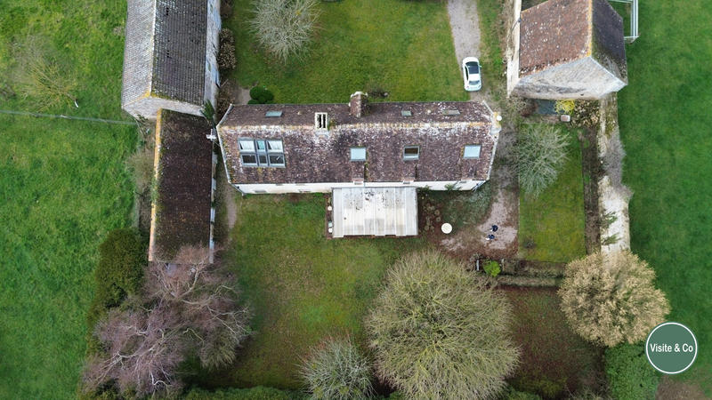 Maison ancienne - 246 m² - 9 pièces