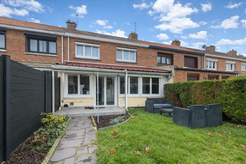 Maison - 97 m² - 4 pièces