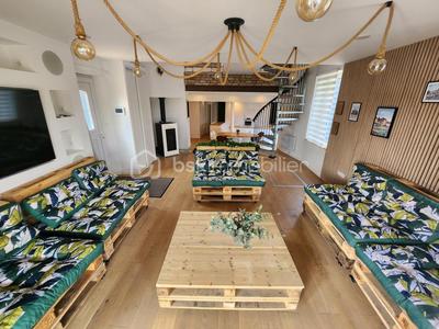 Maison - 140 m² - 4 pièces