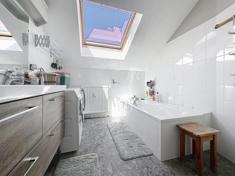 Appartement - 183 m² - 7 pièces