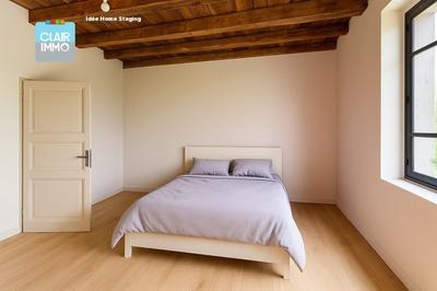 Maison - 200 m² - 2 pièces