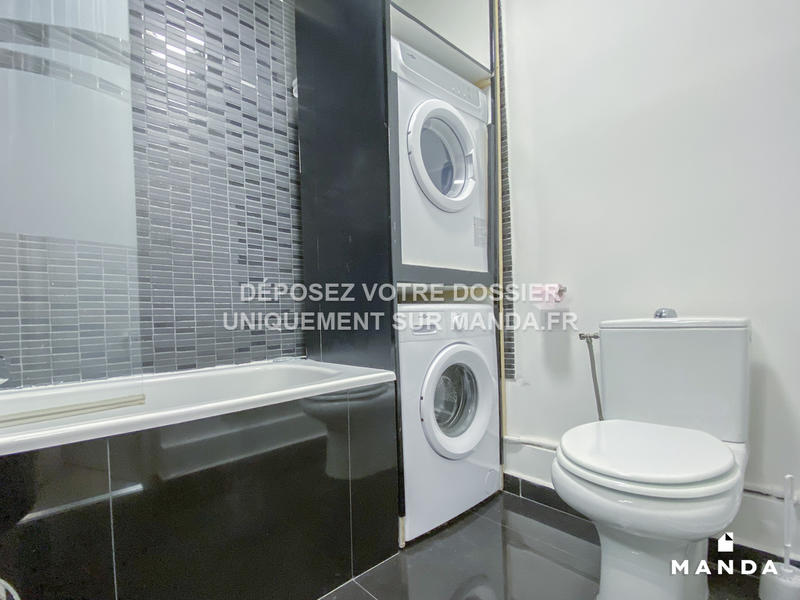 Chambre - 10 m² - 4 pièces