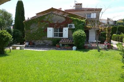 Villa - 120 m² - 5 pièces