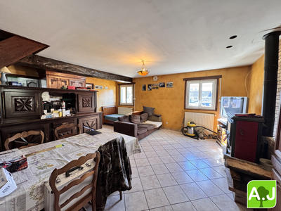 Maison - 82 m² - 3 pièces