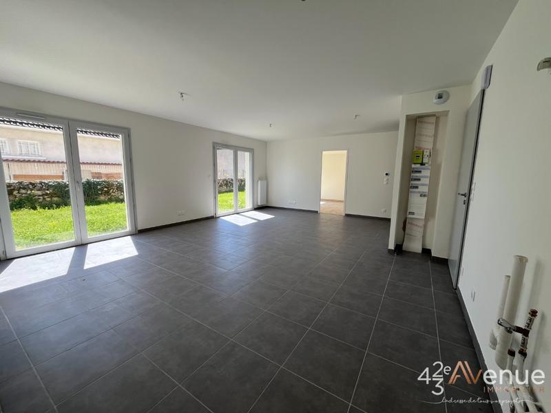 Appartement - 96 m² - 4 pièces