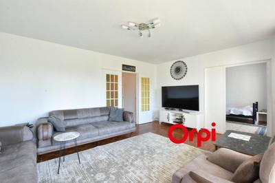 Appartement - 86 m² - 4 pièces