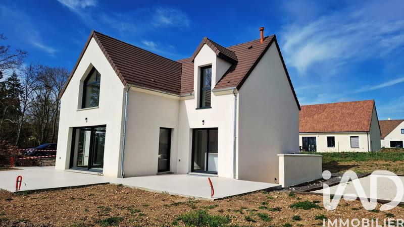 Maison - 200 m² - 7 pièces