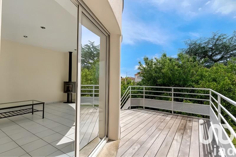 Maison de ville - 197 m² - 9 pièces