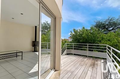 Maison de ville - 197 m² - 9 pièces