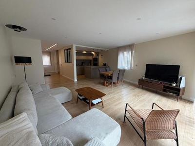 Maison traditionnelle - 135 m² - 5 pièces