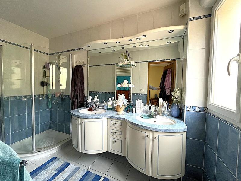 Maison - 162 m² - 4 pièces