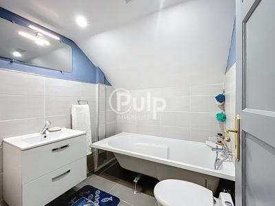 Maison - 84 m² - 3 pièces