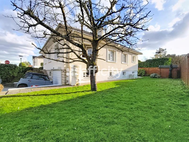 Pavillon - 145 m² - 6 pièces