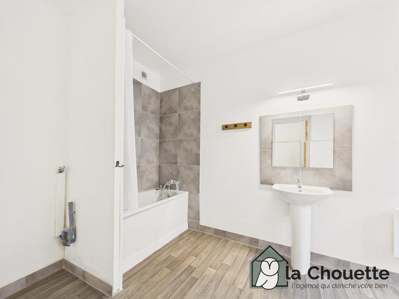 Maison - 93 m² - 4 pièces