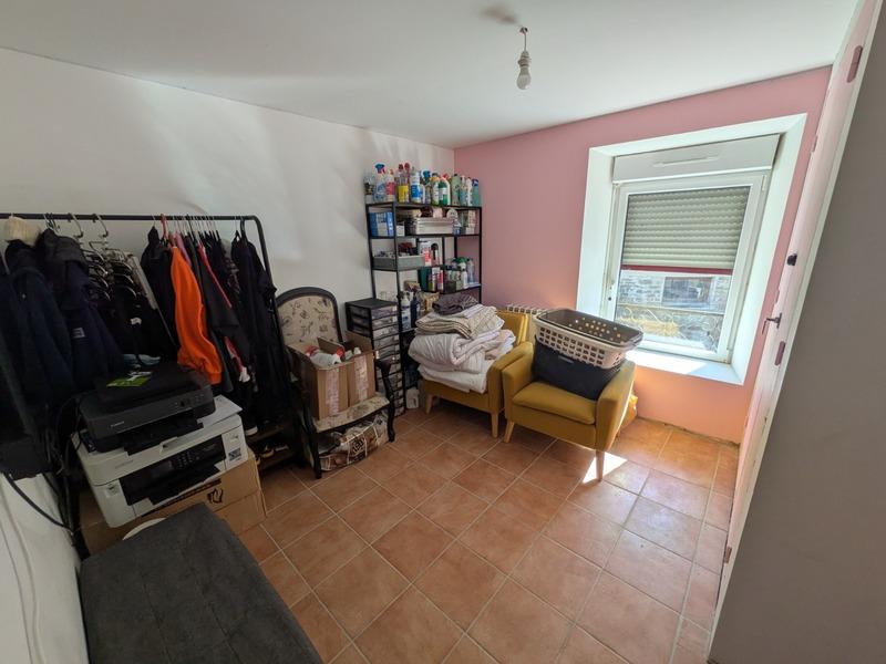 Corps de ferme - 243 m² - 6 pièces