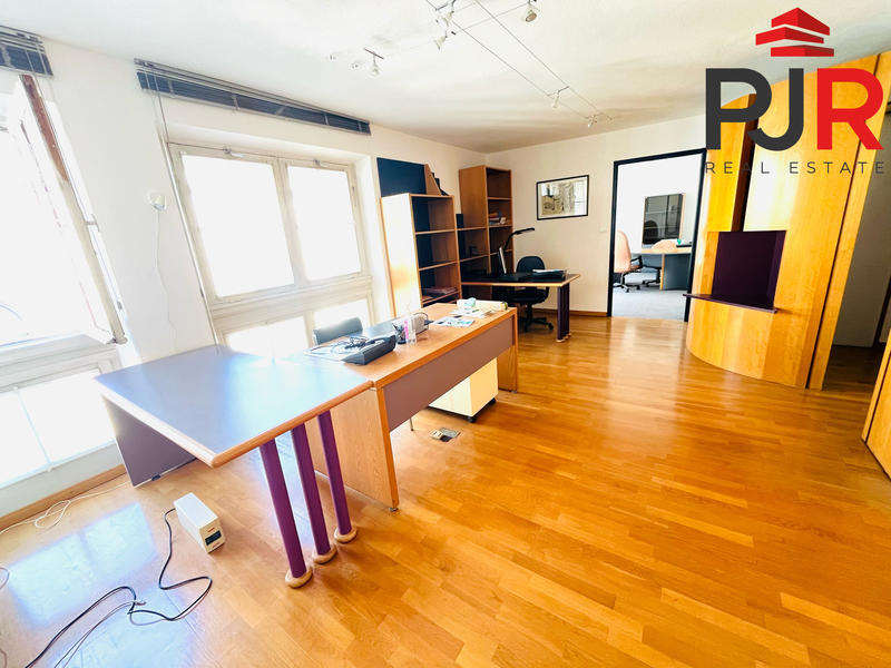 Bureau - 95 m²