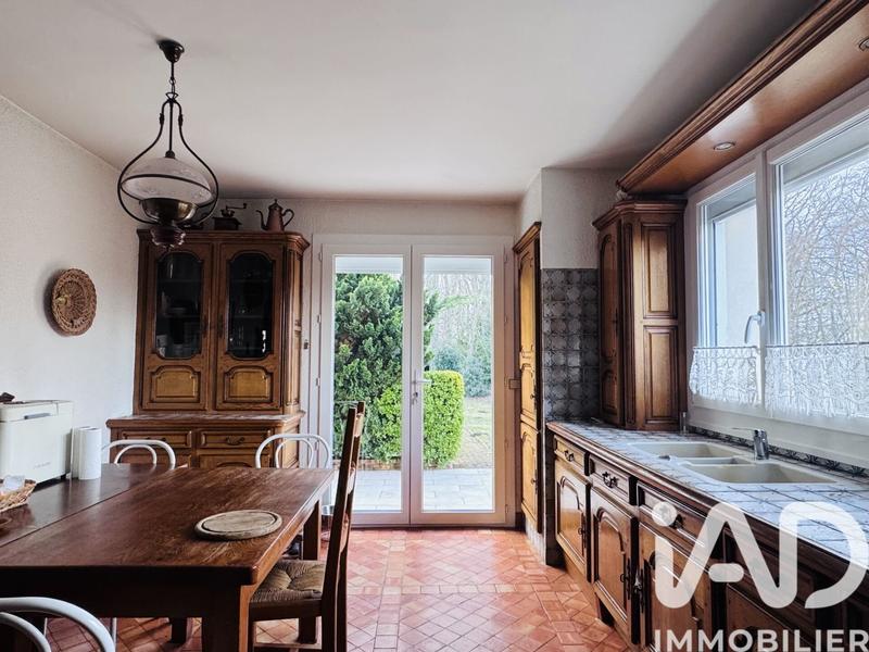 Maison - 200 m² - 7 pièces