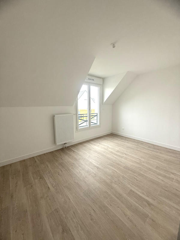 Maison - 94 m² - 4 pièces