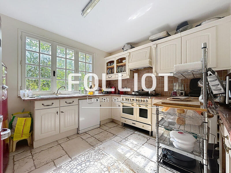 Maison - 148 m² - 6 pièces