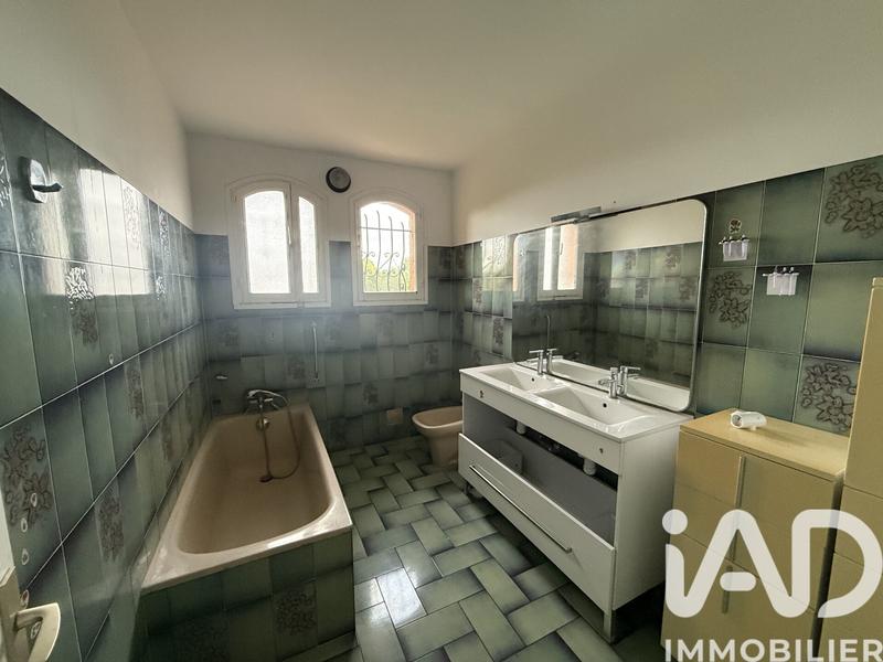 Maison - 178 m² - 8 pièces