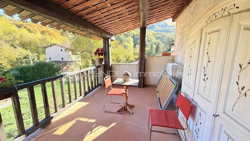 Maison - 151 m² - 4 pièces