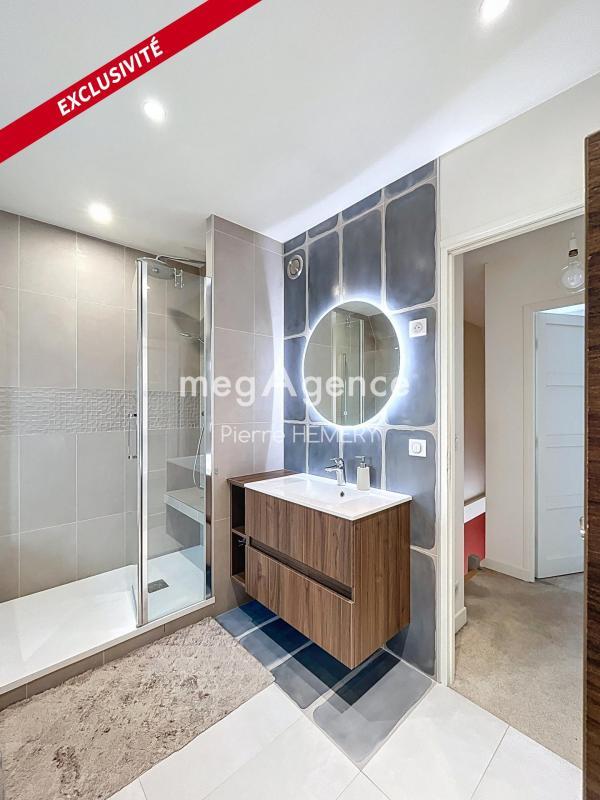 Appartement - 110 m² - 4 pièces