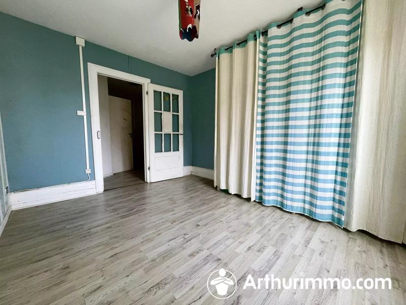 Immeuble - 204 m² - 10 pièces