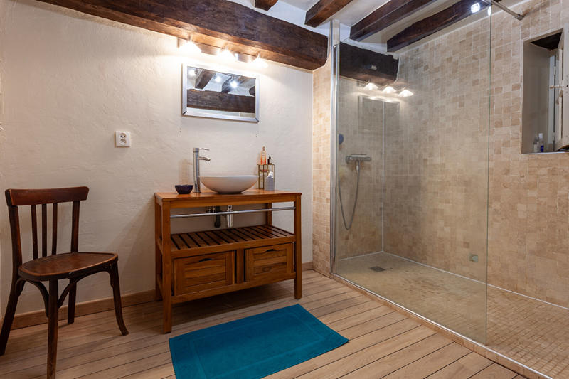 Maison - 272 m² - 8 pièces