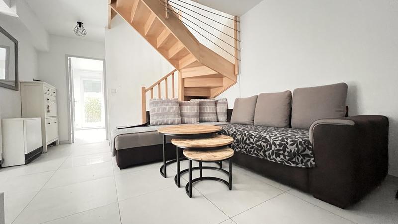 Maison - 104 m² - 6 pièces