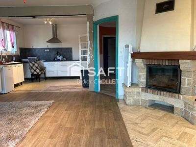 Maison - 130 m² - 4 pièces