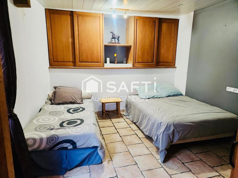 Maison - 130 m² - 8 pièces